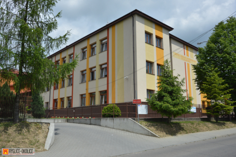 Remonty w szkole w Zalasowej