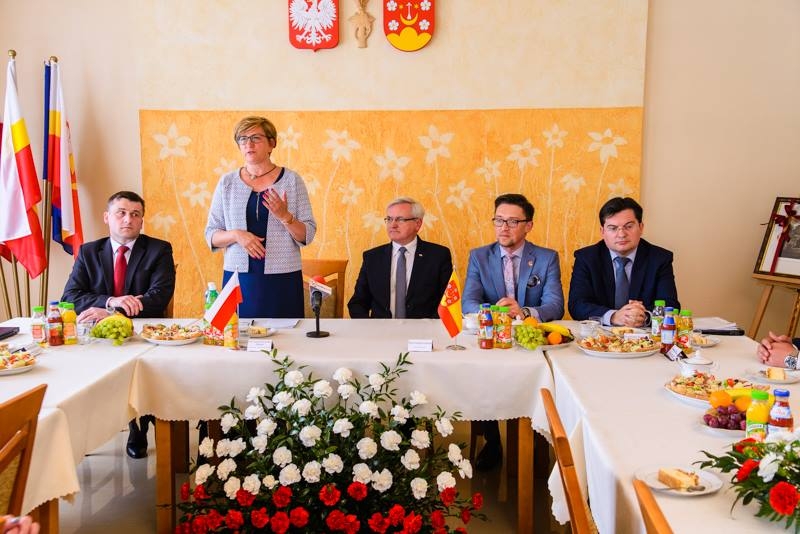 Konferencja z wiceminister w Szerzynach